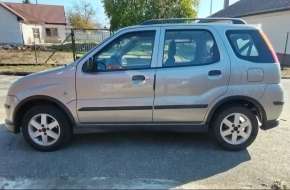 2004 Suzuki Ignis